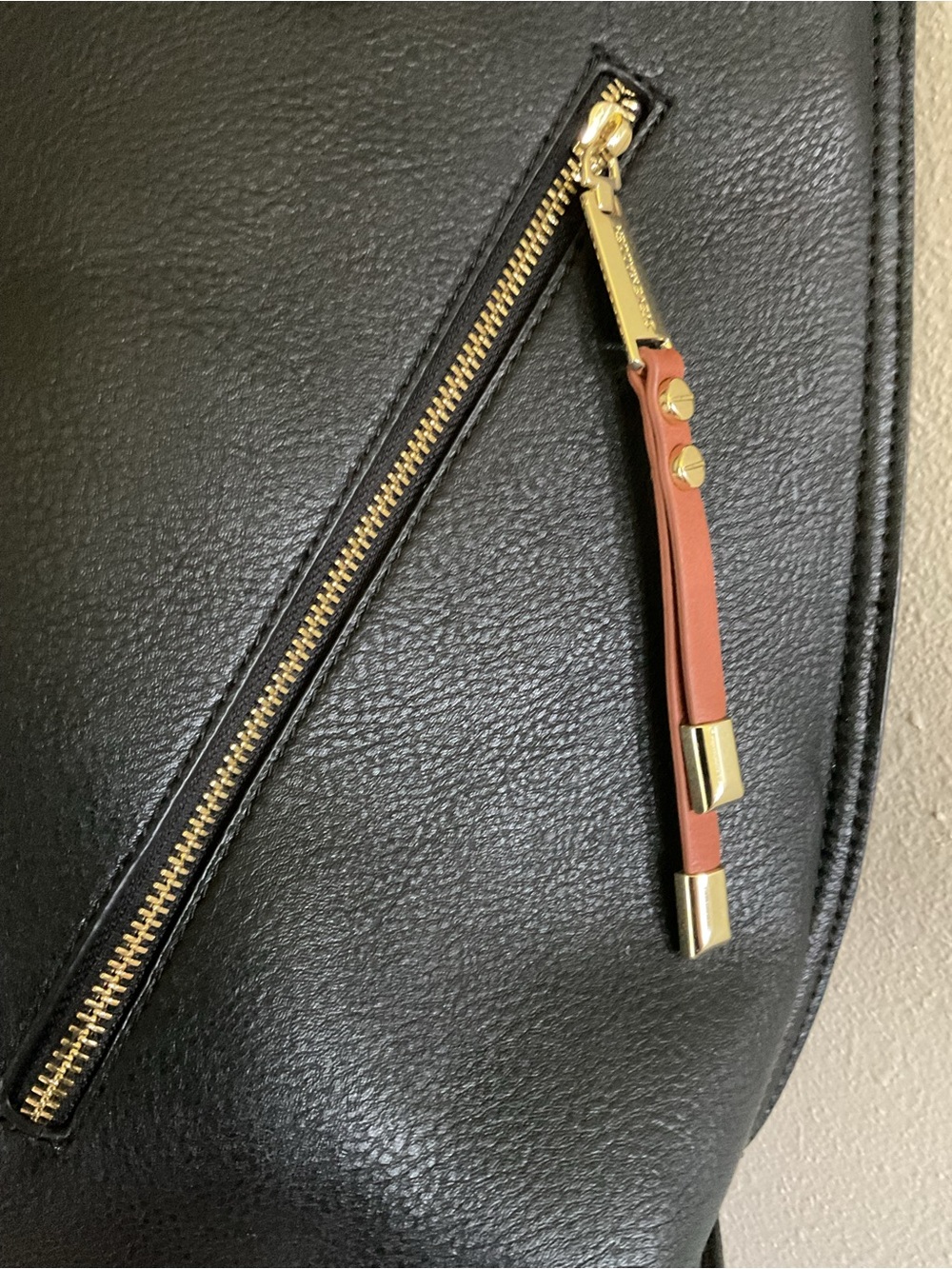 Steve Madden Black Tote with Brown Handles and Gold Hardware - Picture 2 of 8